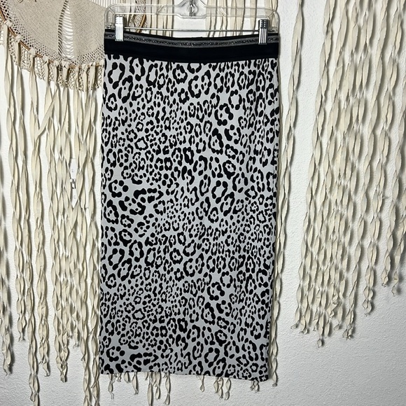 Le Superbe NWT Leopard King Liza Skirt Size M - Picture 4 of 10